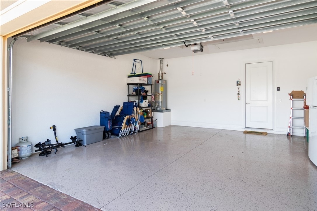 6604 Roma Way - Photo 17