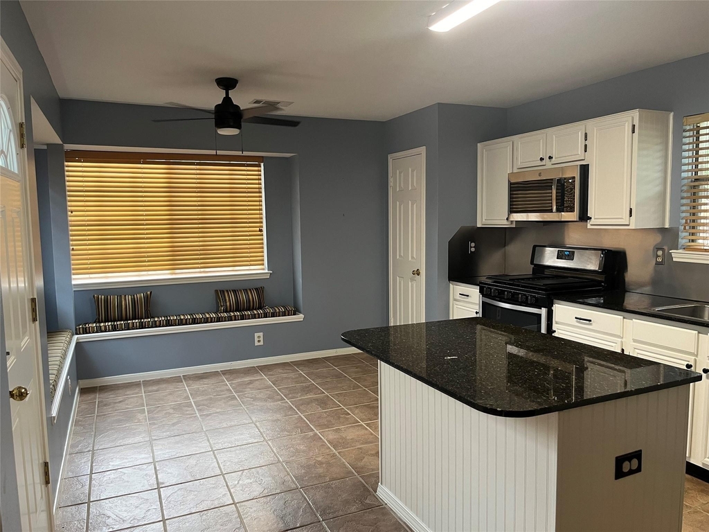 11302 Meadowchase Drive - Photo 17