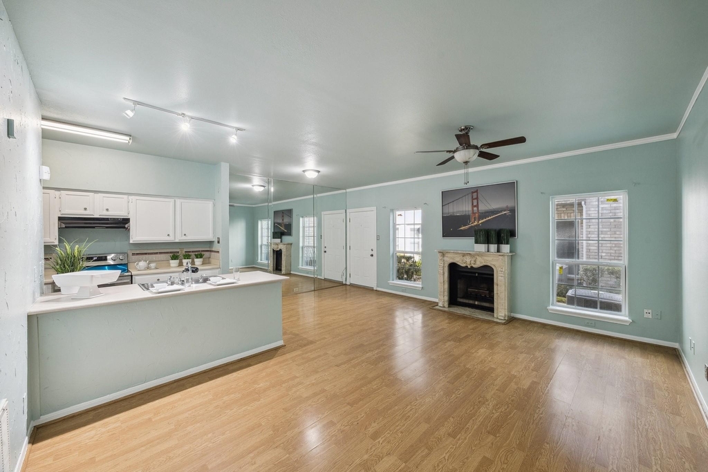 7326 Regency Square Court - Photo 2