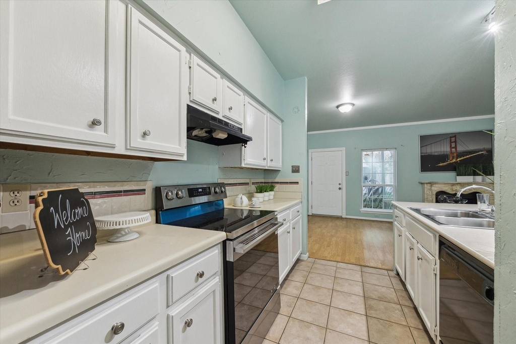 7326 Regency Square Court - Photo 0