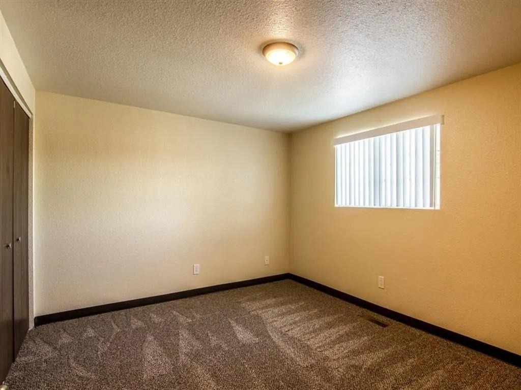 405 Sw 11th St - Photo 9