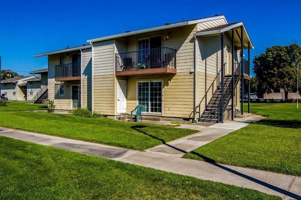 405 Sw 11th St - Photo 3