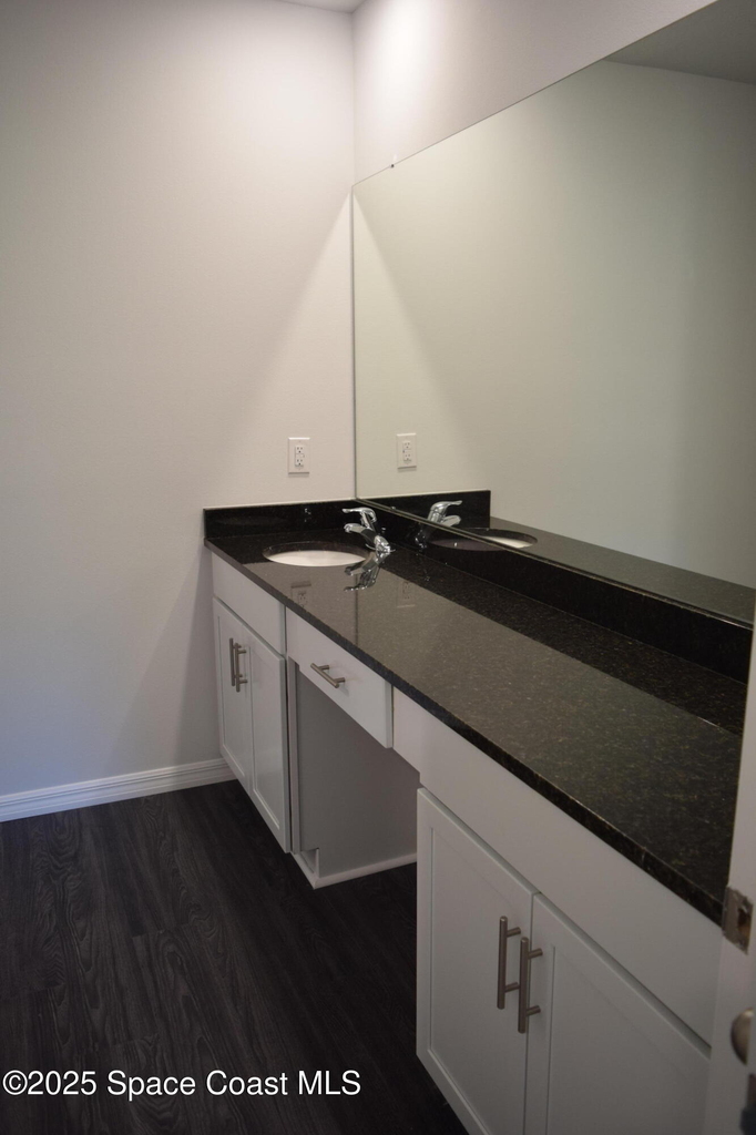 3094 San Filippo Drive Se - Photo 7
