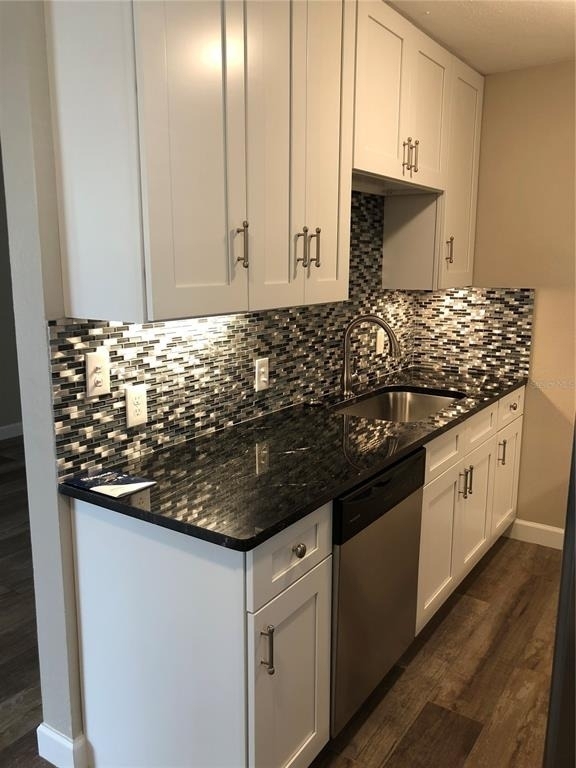 520 70th Street N - Photo 5