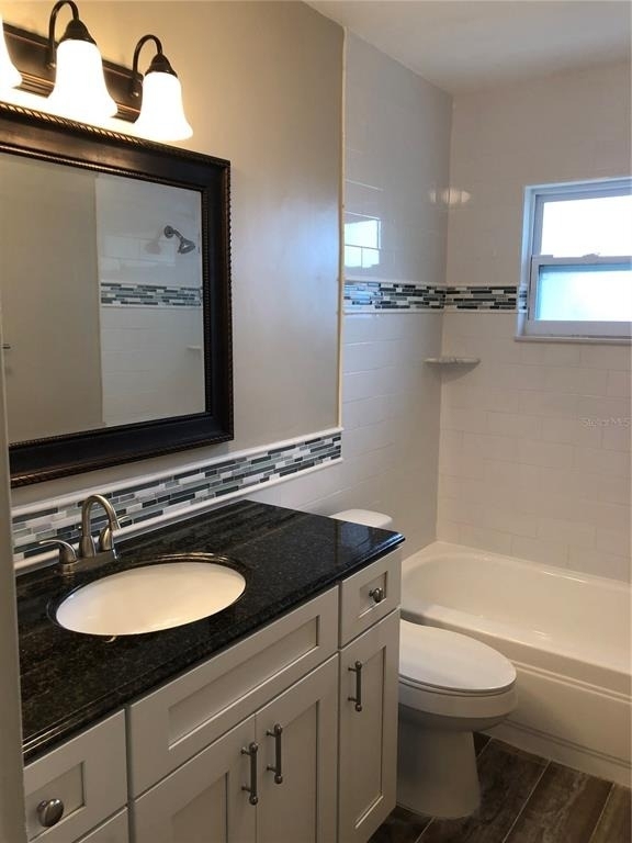 520 70th Street N - Photo 9