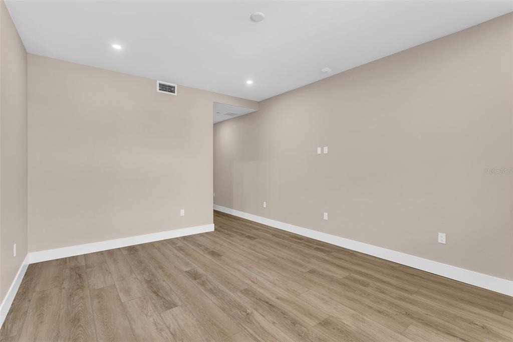 455 Pinellas Bayway S - Photo 33