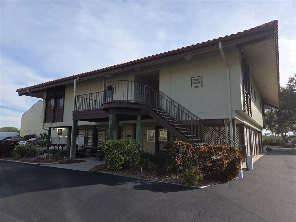 1515 Pinellas Bayway S - Photo 33