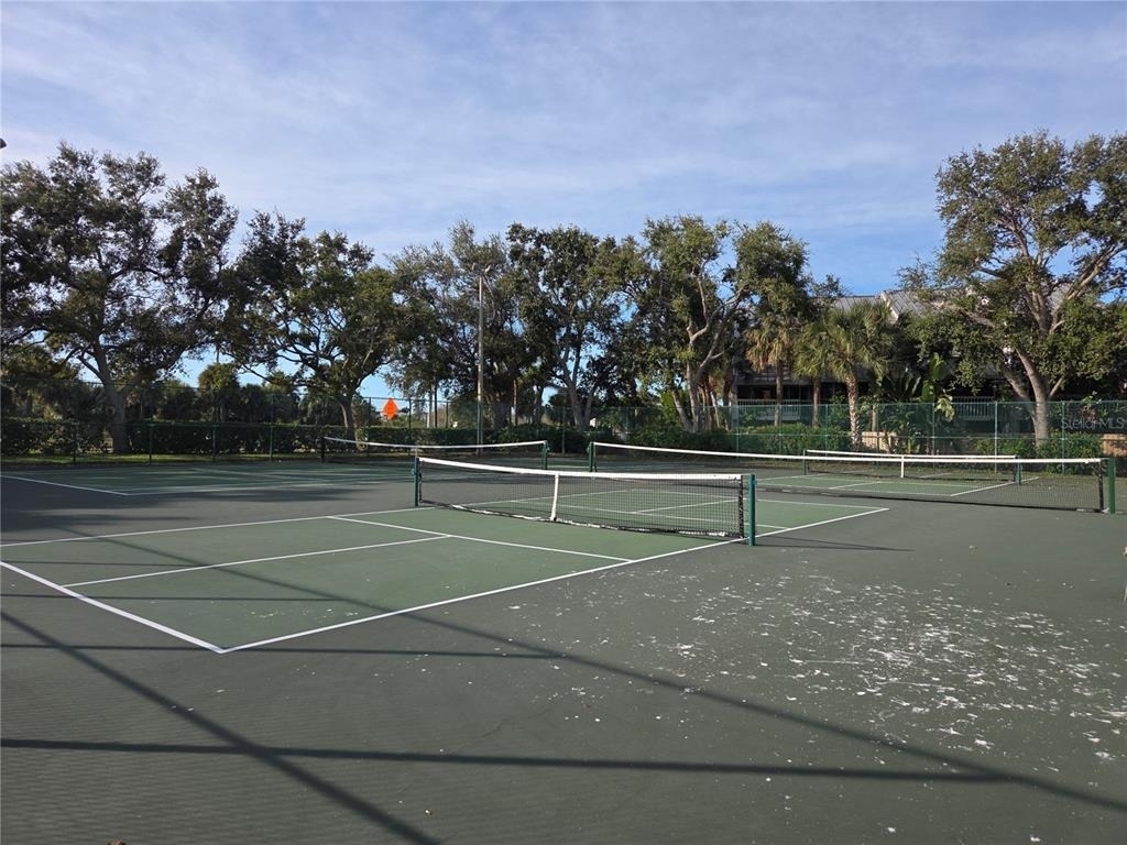 1515 Pinellas Bayway S - Photo 38