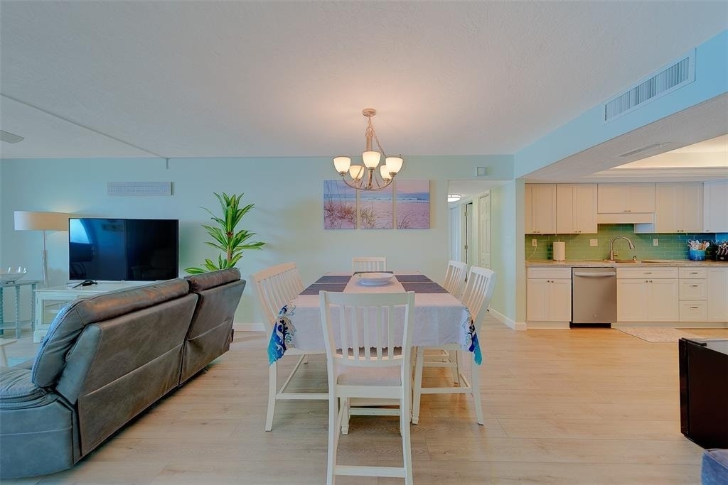 17920 Gulf Boulevard - Photo 8