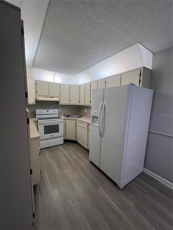 1512 S Pine Ridge Circle - Photo 4
