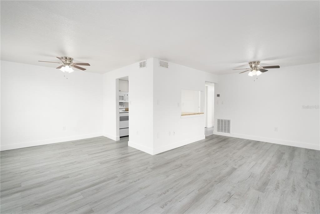 22291 Westchester Boulevard - Photo 2