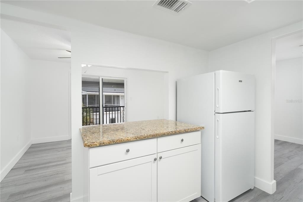 22291 Westchester Boulevard - Photo 11