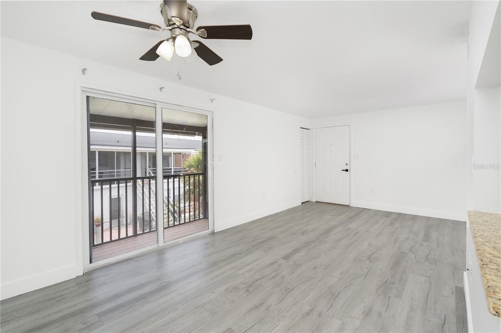 22291 Westchester Boulevard - Photo 9
