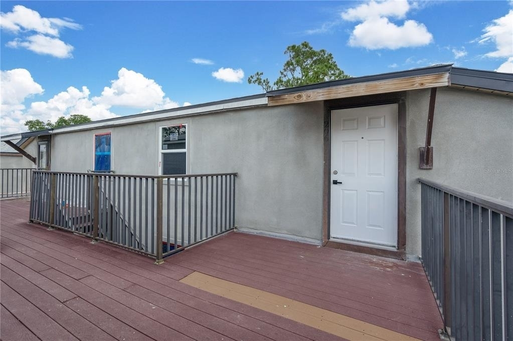 22291 Westchester Boulevard - Photo 0