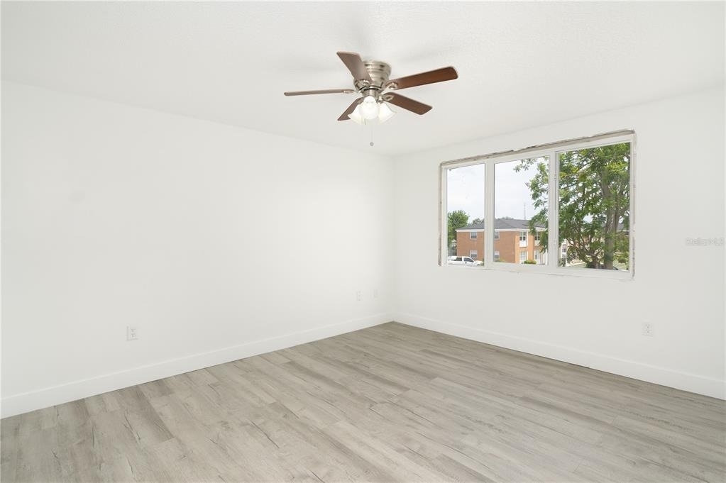 22291 Westchester Boulevard - Photo 15