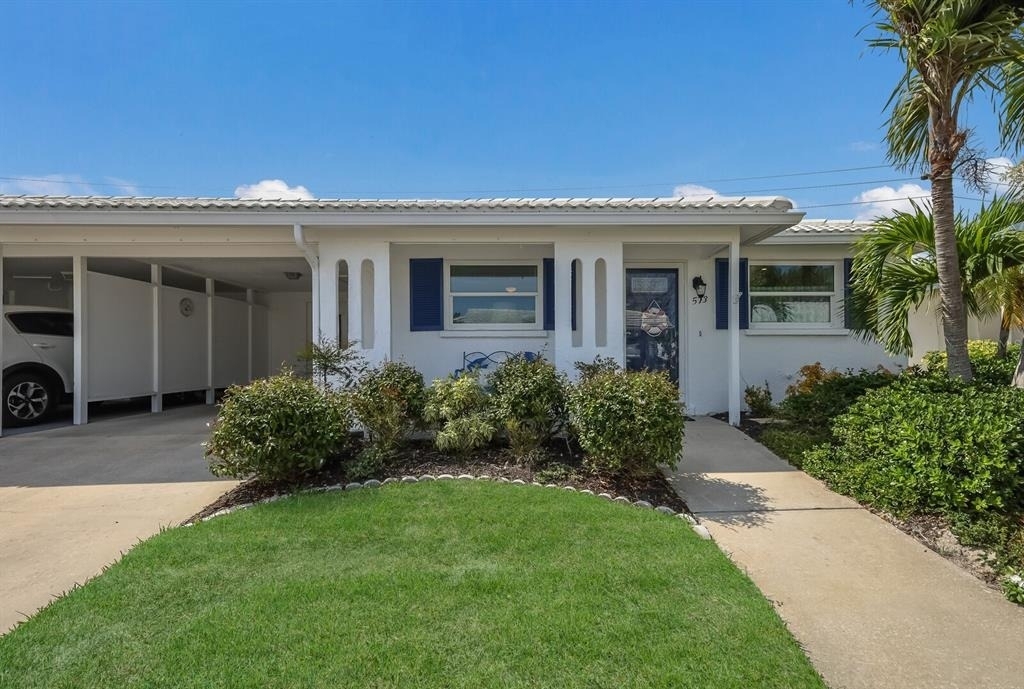 573 Spanish Drive N - Photo 32