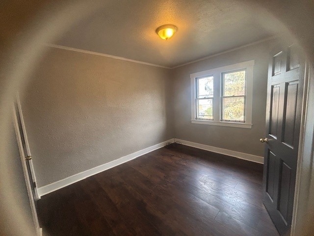 855 Vankirk St - Photo 5