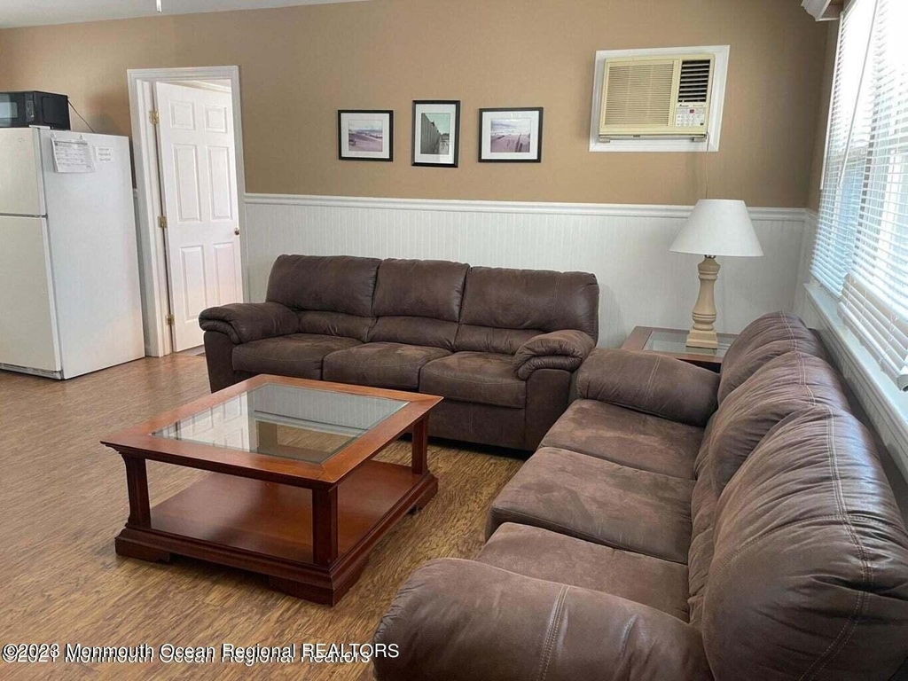 15 Elizabeth Avenue - Photo 2