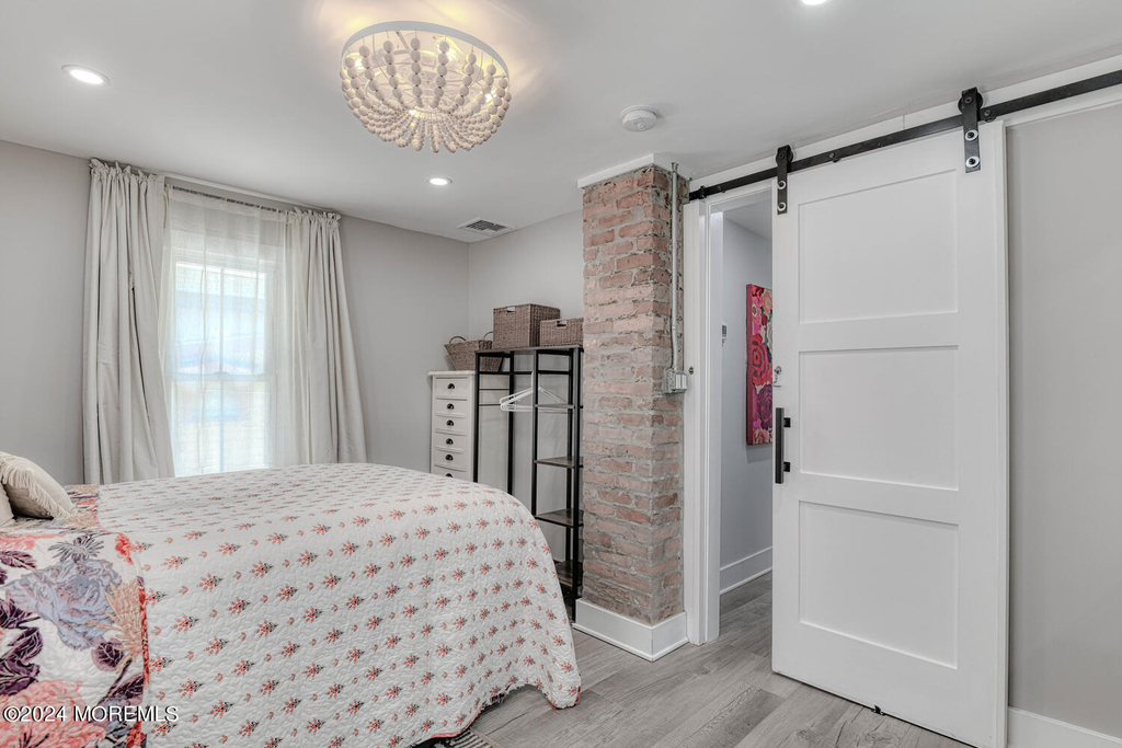 83 Broadway - Photo 33