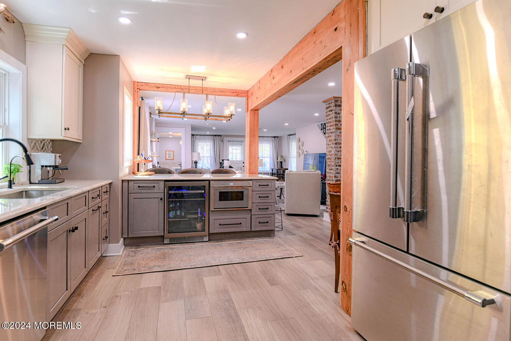 83 Broadway - Photo 24