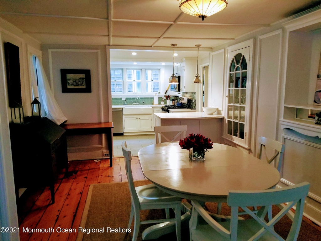 6 Heck Avenue - Photo 5