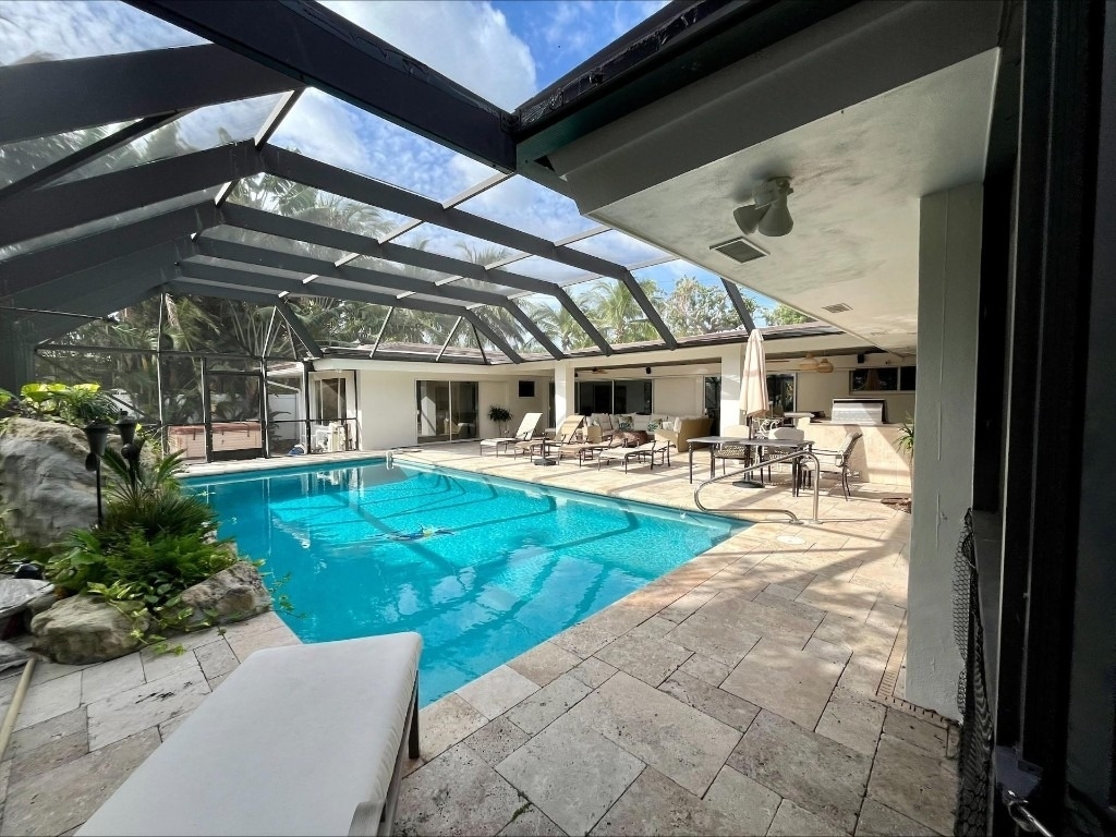 556 Se 15th Avenue - Photo 8