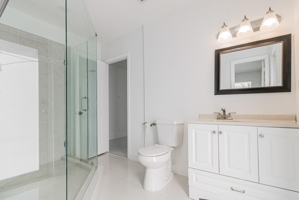 2810 Ne 60th Street - Photo 40