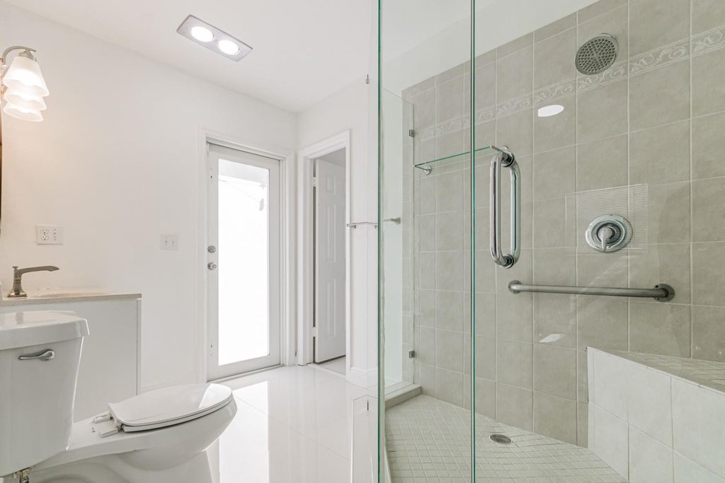 2810 Ne 60th Street - Photo 41