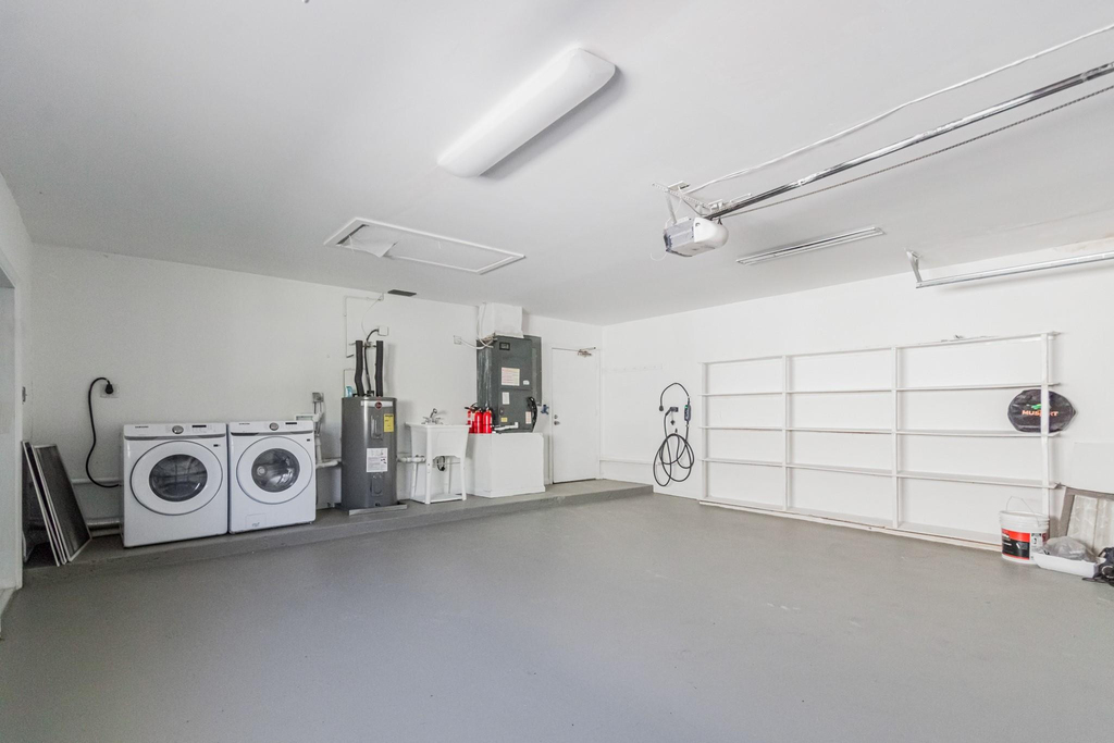 2810 Ne 60th Street - Photo 32