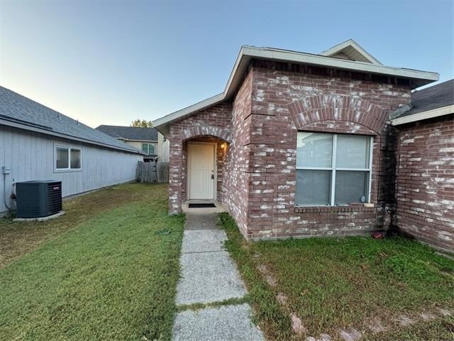 10137 Chapel Glen - Photo 1