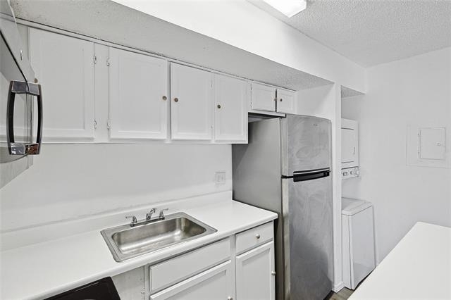 9839 Walnut Street - Photo 13