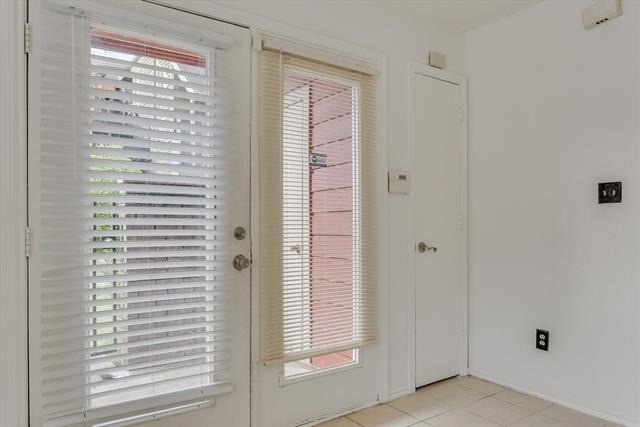 9825 N Walnut Street - Photo 8