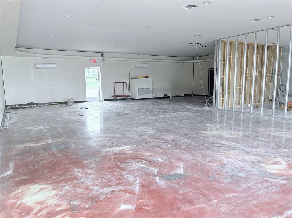 1201 W Reno Avenue - Photo 3
