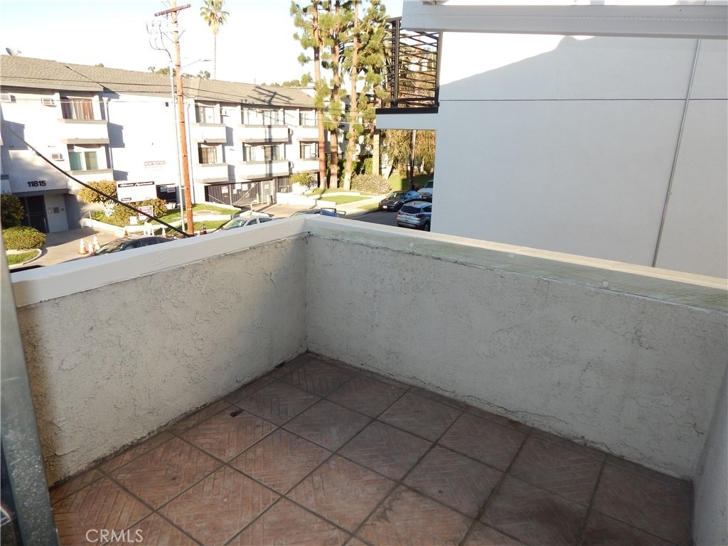 11834 Gilmore - Photo 17