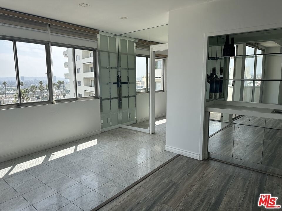 7250 Franklin Avenue - Photo 17