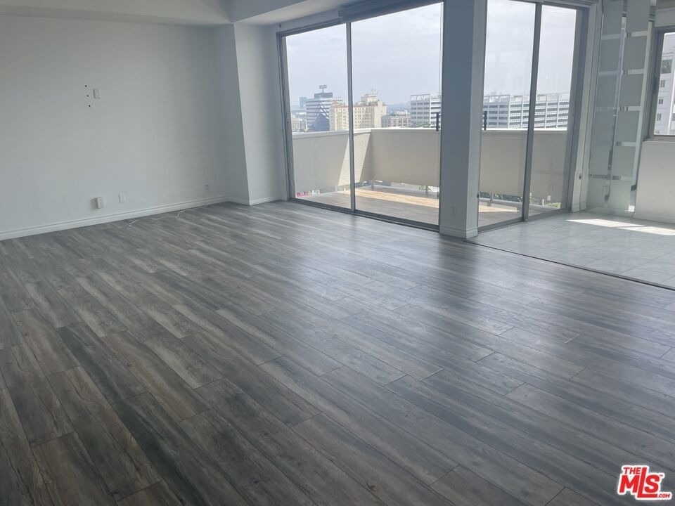 7250 Franklin Avenue - Photo 24