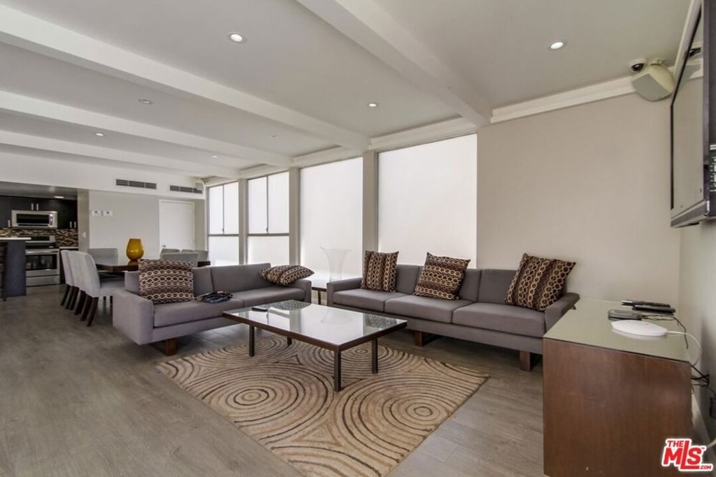 7250 Franklin Avenue - Photo 10