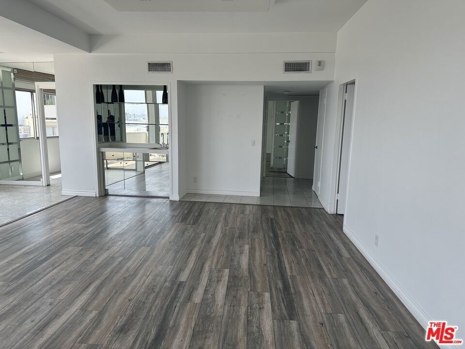 7250 Franklin Avenue - Photo 19