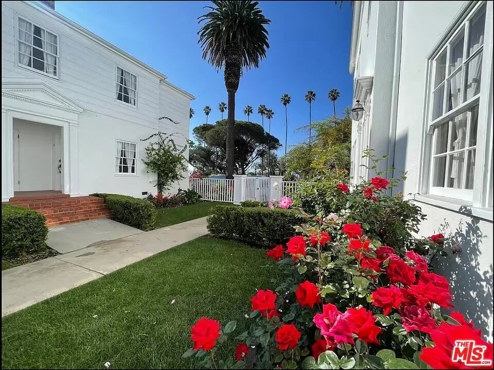 429 Ocean Ave - Photo 4