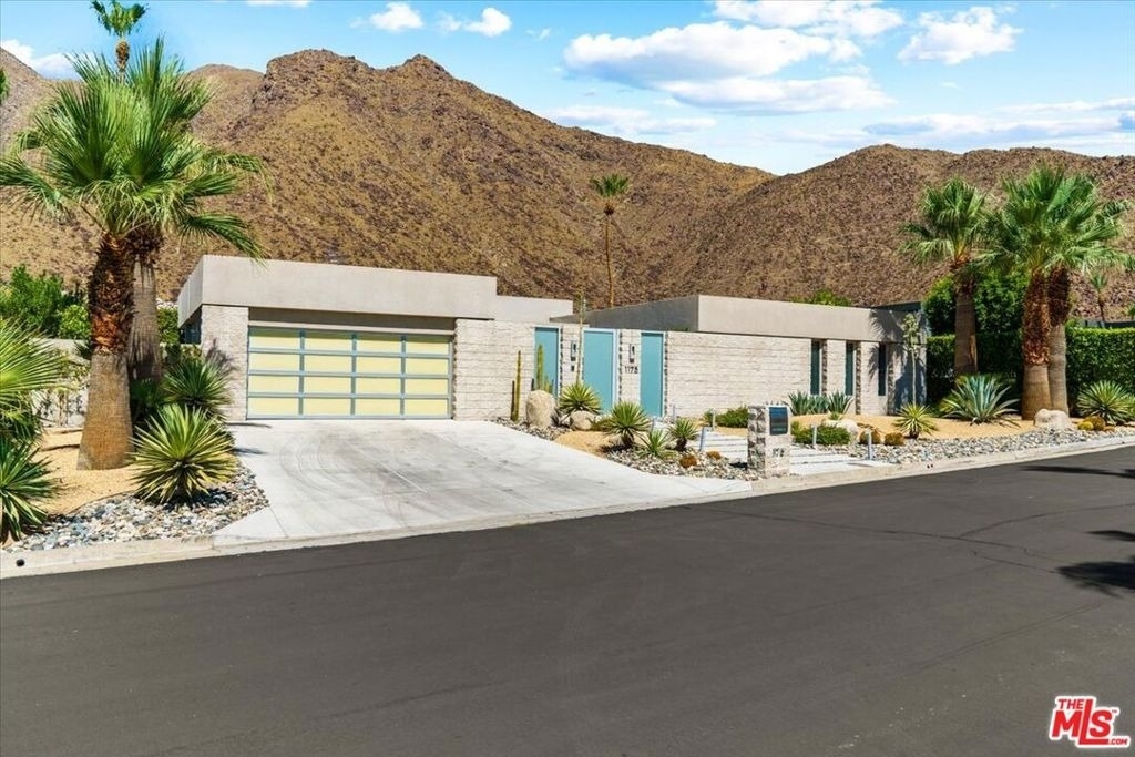 1175 Los Robles Drive - Photo 3
