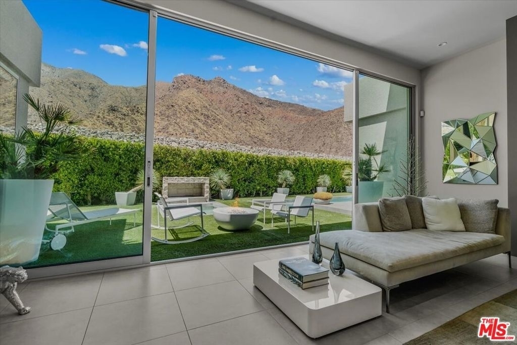1175 Los Robles Drive - Photo 8