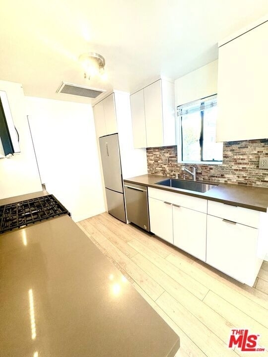 1237 N Ogden Drive - Photo 5