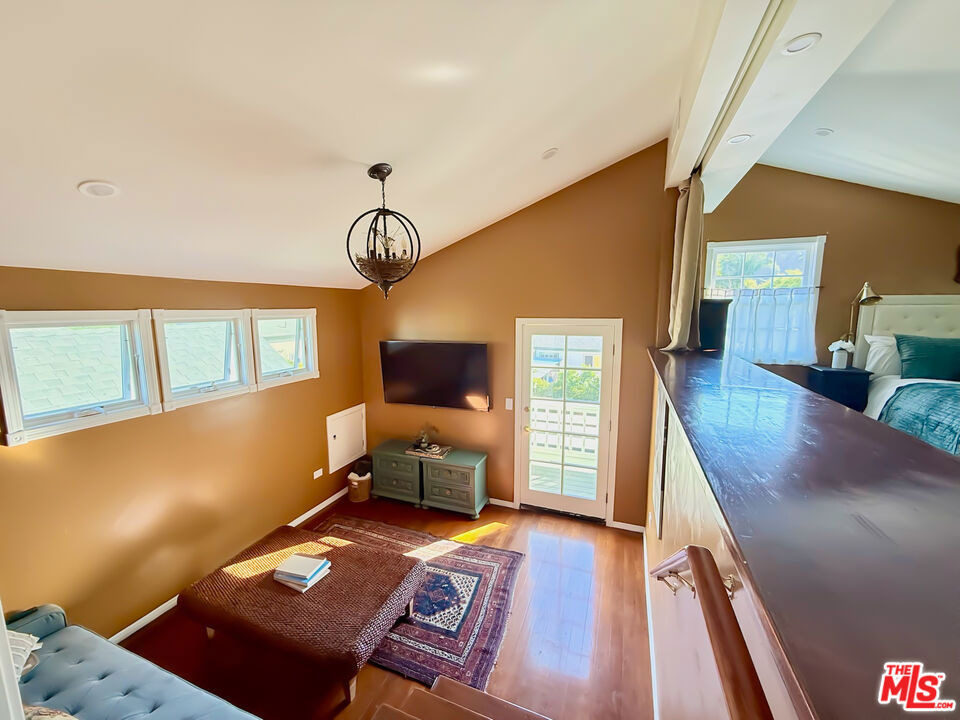 370 Main Street - Photo 23