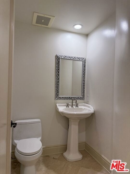 137 S Spalding Drive - Photo 15