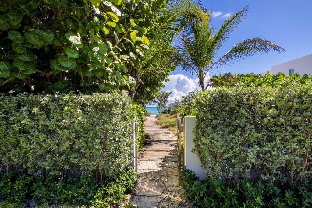 1048 S Ocean Boulevard - Photo 1