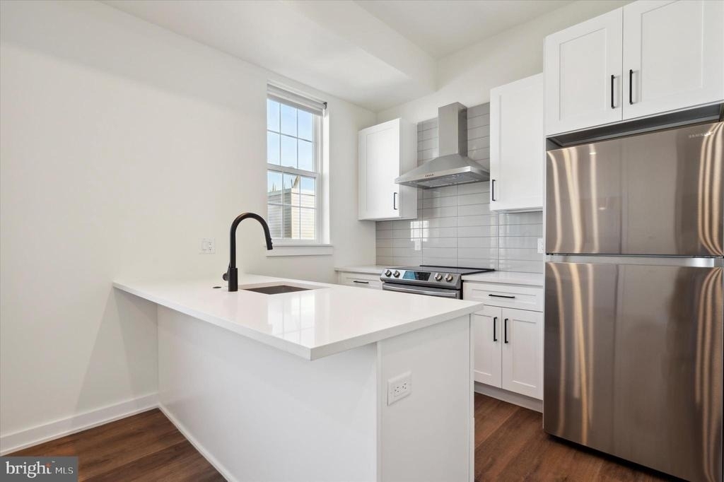 2513 N Howard Street - Photo 3