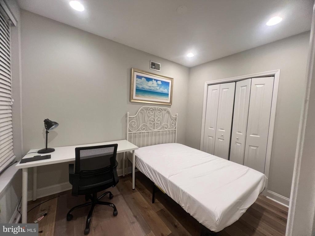 3802 Spring Garden Street - Photo 12