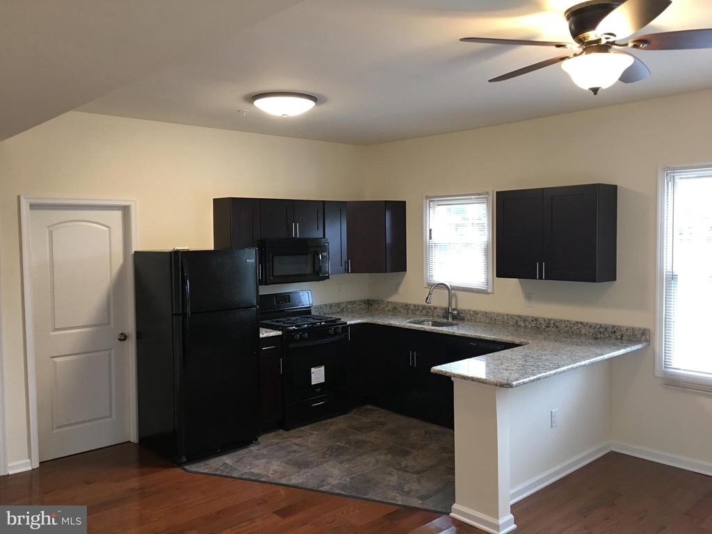 357 Oakwood Avenue - Photo 4