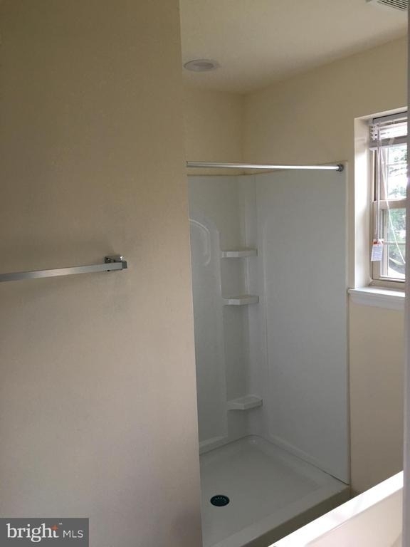 357 Oakwood Avenue - Photo 13