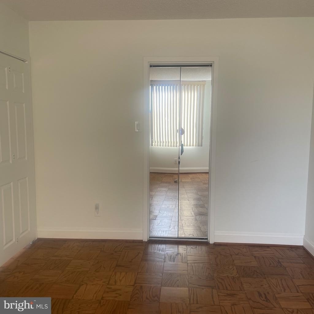 5225 Pooks Hill Road - Photo 49